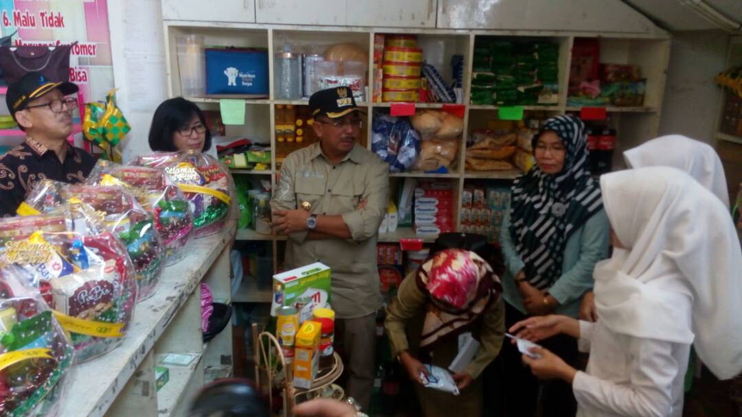 Sidak Parsel di 2 Supermarket, Wali Kota Tidak Temukan Makanan Berbahaya